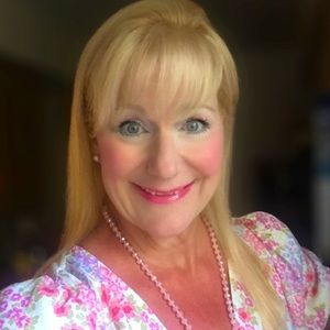 Meet your Posher, Mary Rose